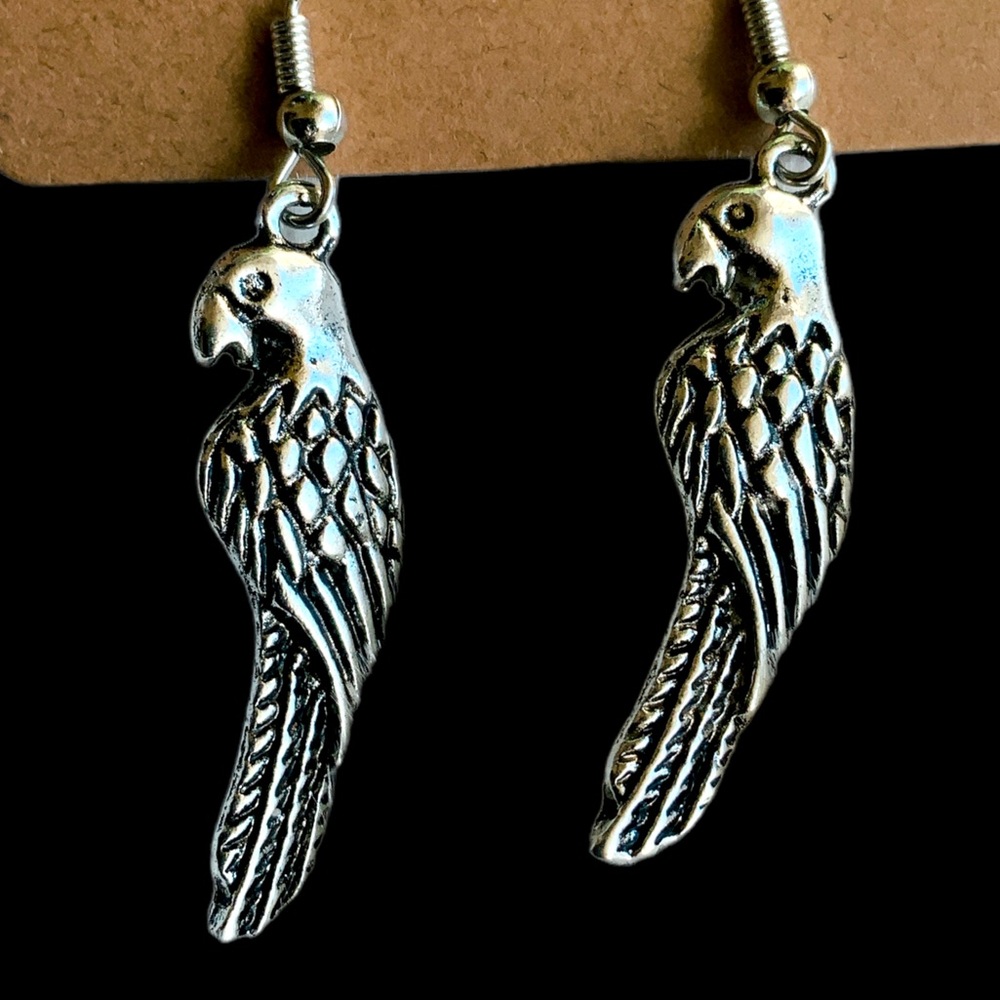 BOGO Parrot Bird Dangle Earrings Heart Shape Posts Vintaged Antiqued Silver Tone